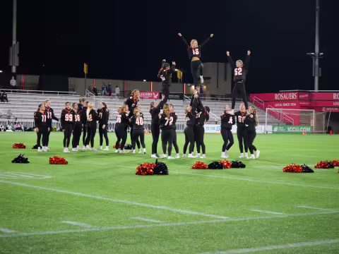 Lewis & Clark Cheerleaders