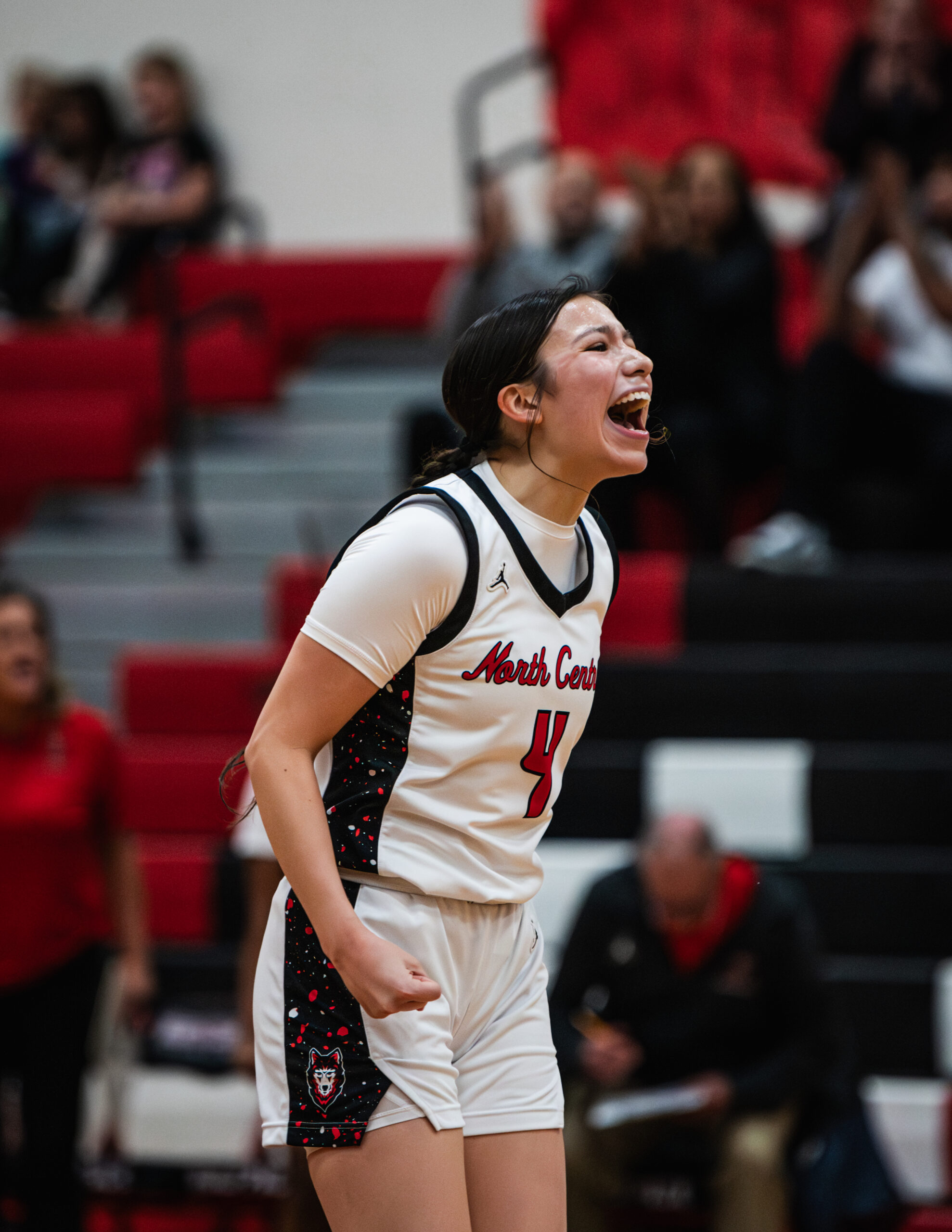 1_6_Feather Auld_1.3.25.Varsity.Girls.vs.Rogers.-2 (1)