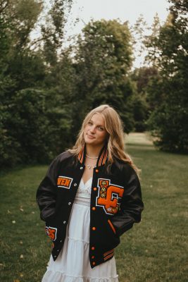 Senior photo Senior photo